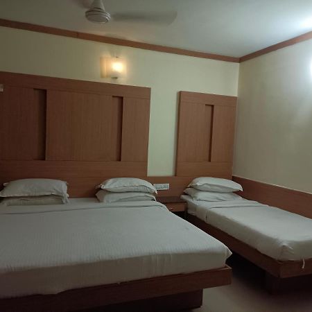 Hotel A P Coimbatore Extérieur photo