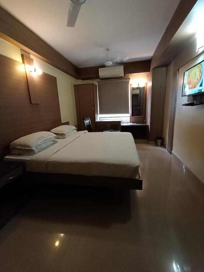 Hotel A P Coimbatore Extérieur photo